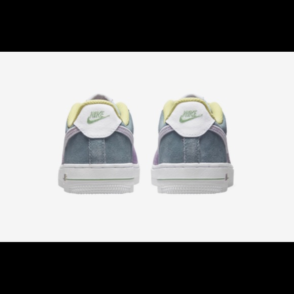 Nike Air Force 1 - Picture 4 of 10